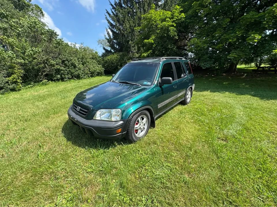 2000 Honda CR-V 1st Gen - Image 5 of 9