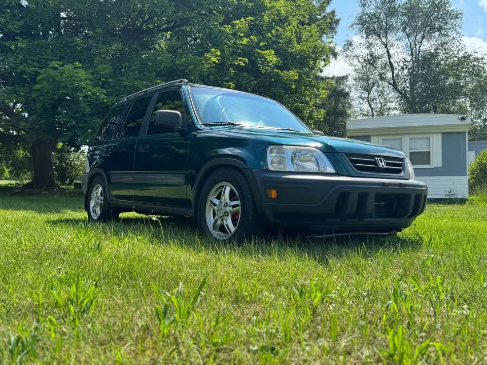 2000 Honda CR-V 1st Gen - Image 3 of 9
