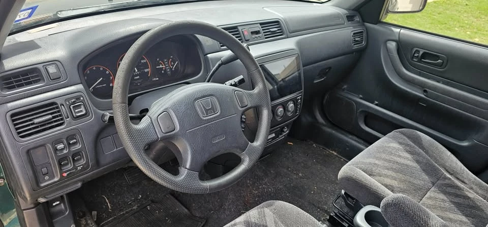2000 Honda CR-V 1st Gen - Image 4 of 7