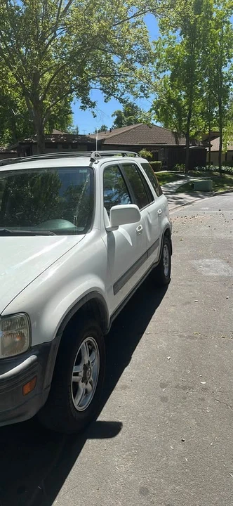 2000 Honda CR-V 1st Gen - Image 2 of 5
