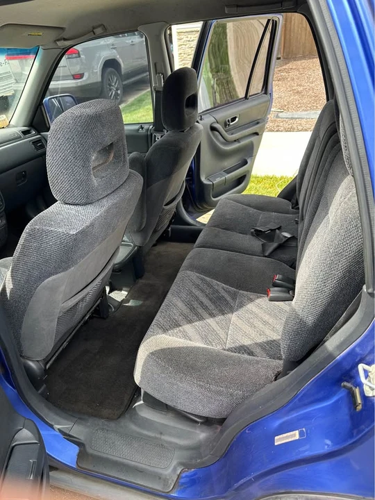 2000 Honda CR-V 1st Gen - Image 6 of 7
