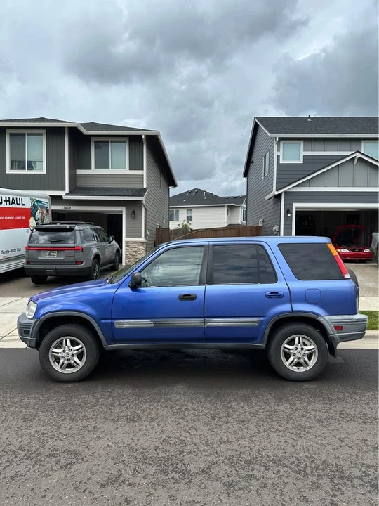 2000 Honda CR-V 1st Gen - Image 2 of 7