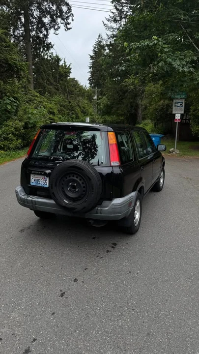 2000 Honda CR-V 1st Gen - Image 5 of 11