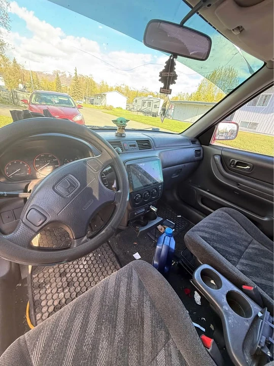 2000 Honda CR-V 1st Gen - Image 3 of 10