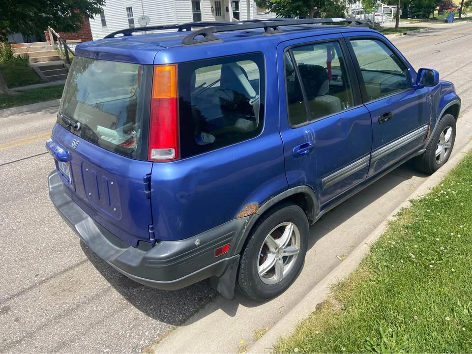 2000 Honda CR-V 1st Gen - Image 3 of 13