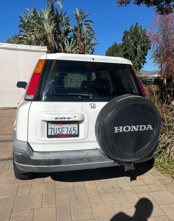 2000 Honda CR-V 1st Gen - Image 4 of 4