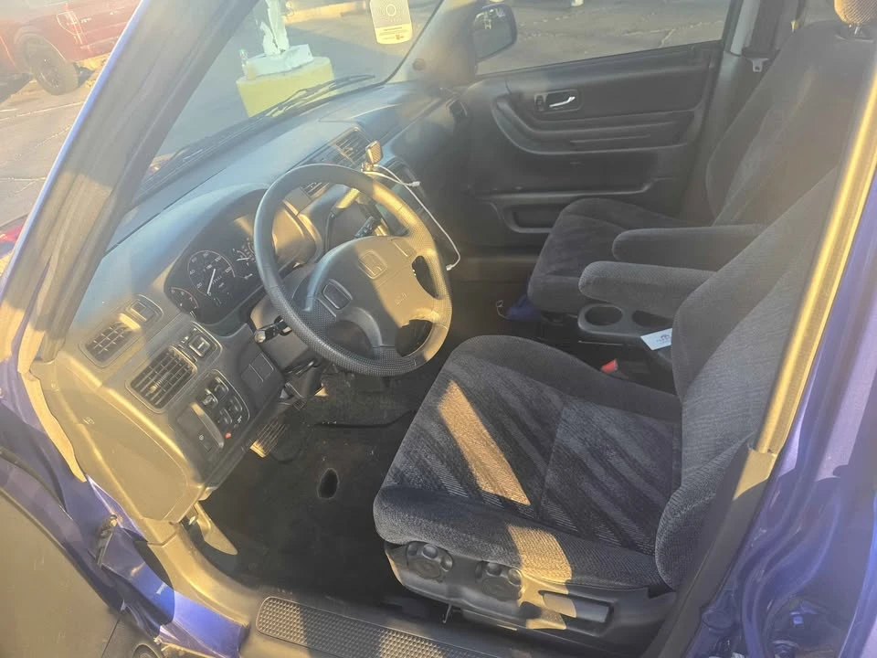 2000 Honda CR-V 1st Gen - Image 3 of 5