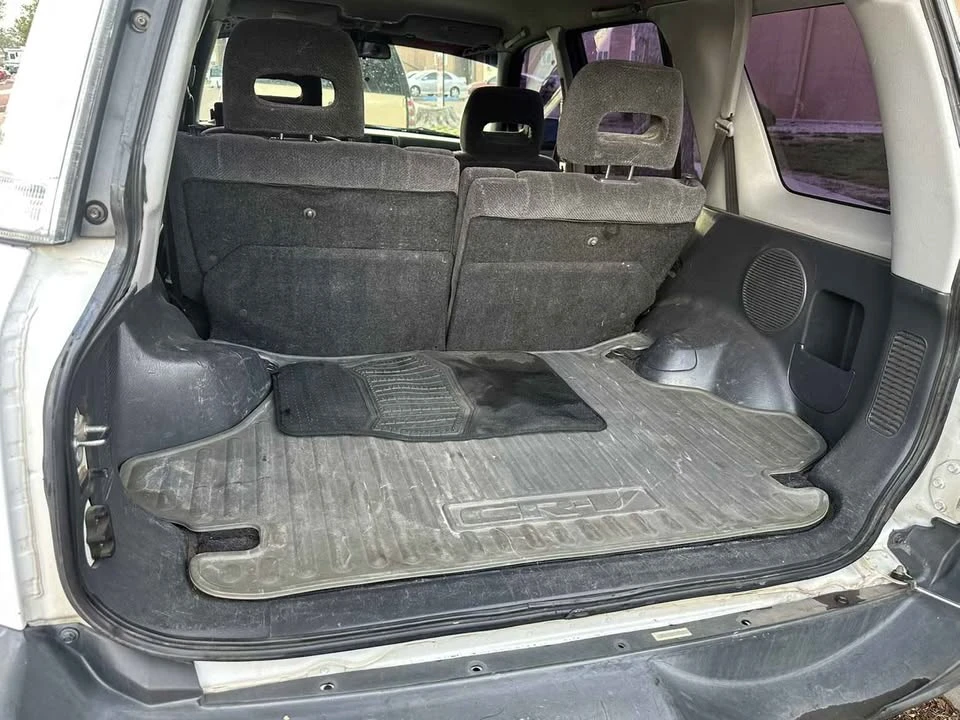 2000 Honda CR-V 1st Gen - Image 6 of 10