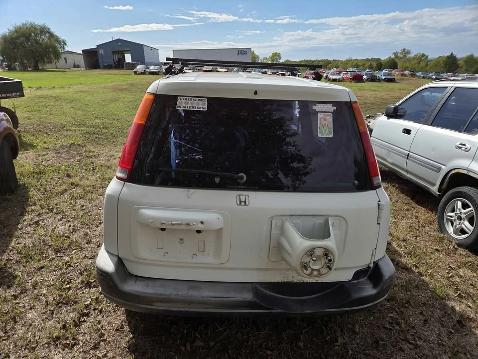 2000 Honda CR-V 1st Gen - Image 8 of 15
