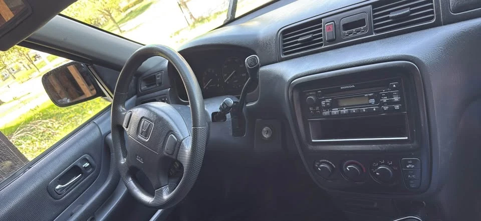 2000 Honda CR-V 1st Gen - Image 7 of 8