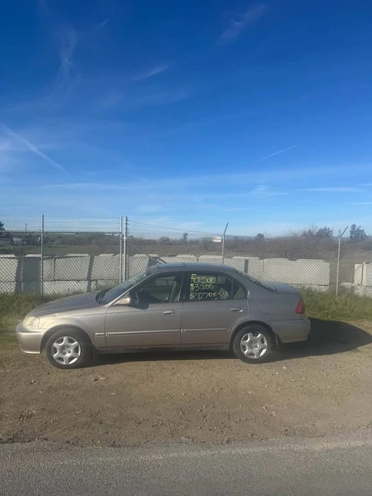 2000 Honda EK Civic - Image 2 of 4