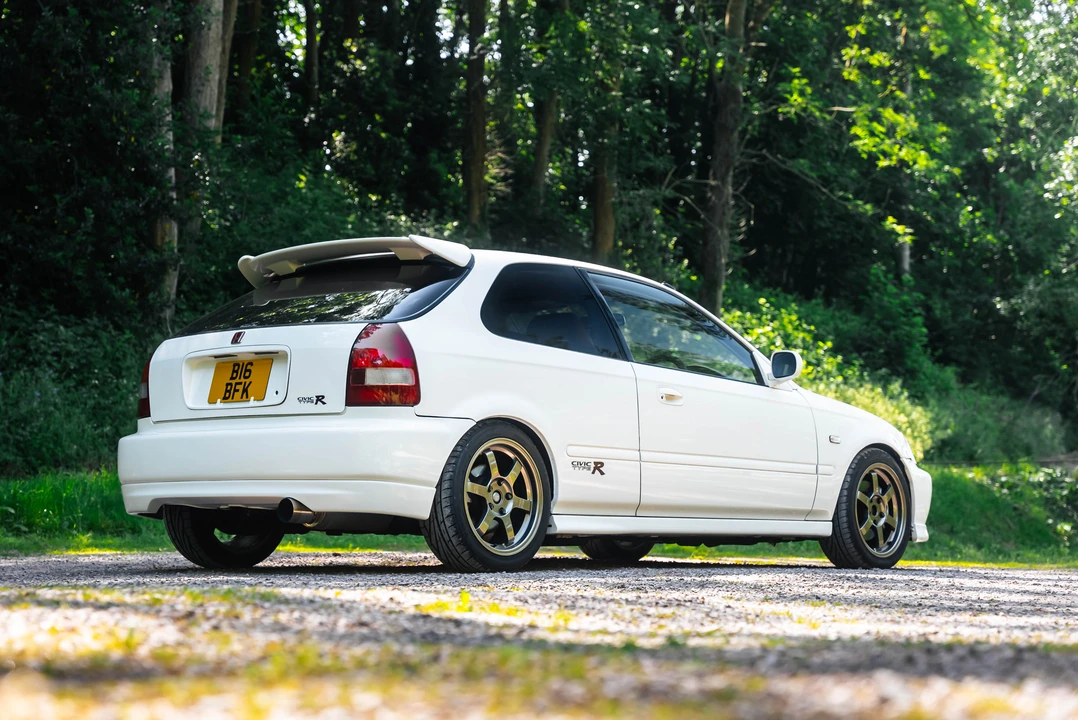 2000 Honda EK9 Civic Type R - Image 5 of 31