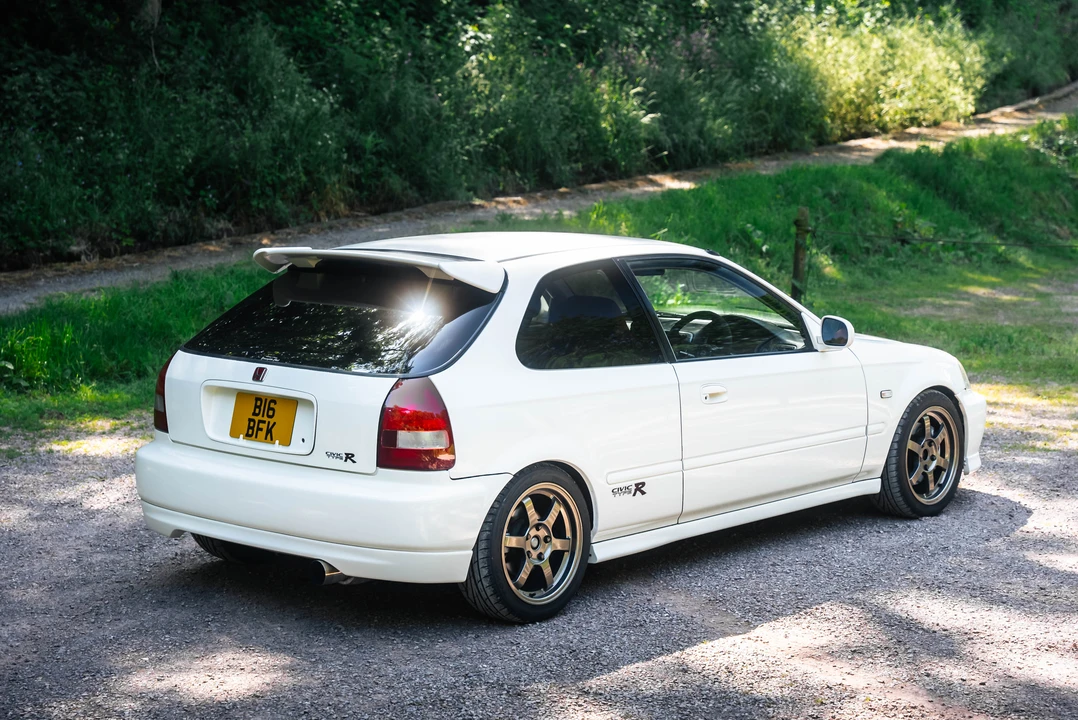 2000 Honda EK9 Civic Type R - Image 13 of 31