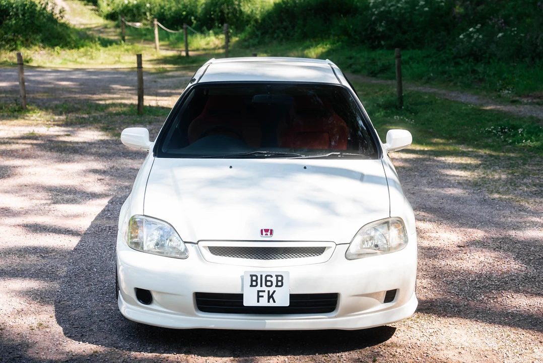 2000 Honda EK9 Civic Type R - Image 10 of 31