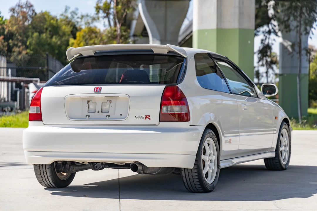 2000 Honda EK9 Civic Type R - Image 6 of 31