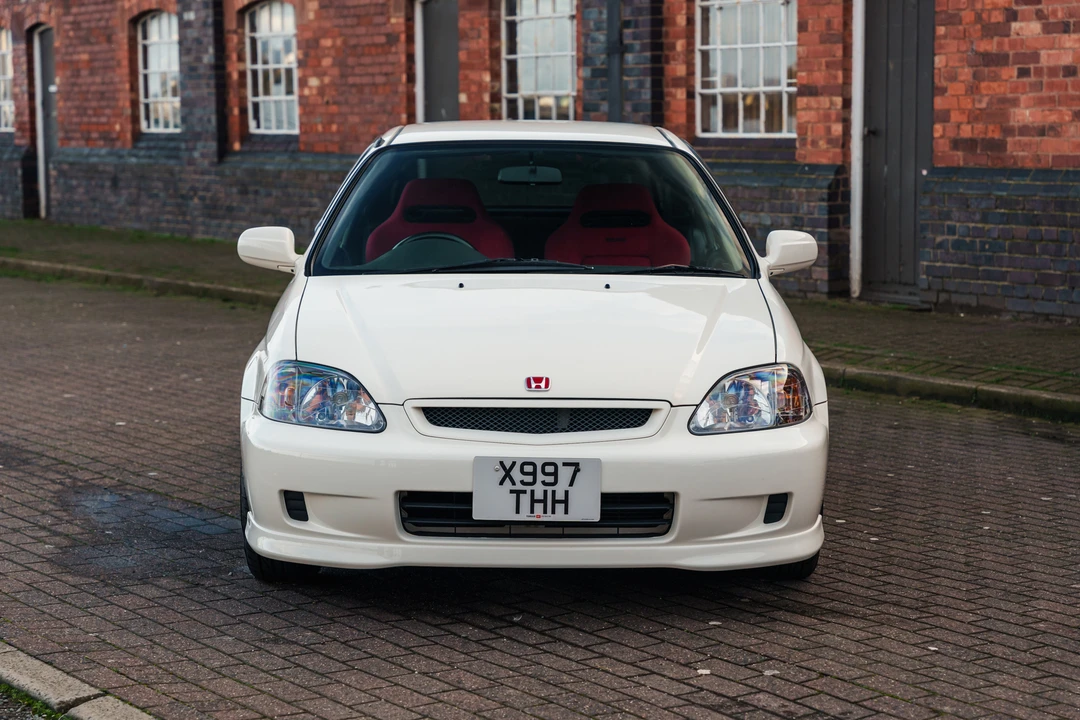 2000 Honda EK9 Civic Type R - Image 10 of 31