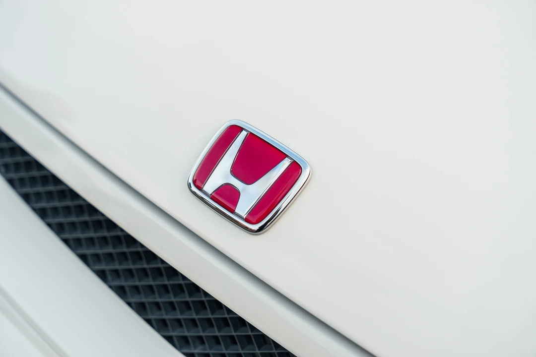2000 Honda EK9 Civic Type R - Image 15 of 31