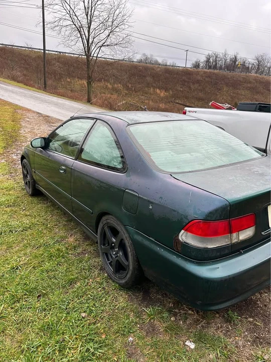 2000 Honda - Image 4 of 9