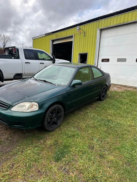 2000 Honda - Image 3 of 9