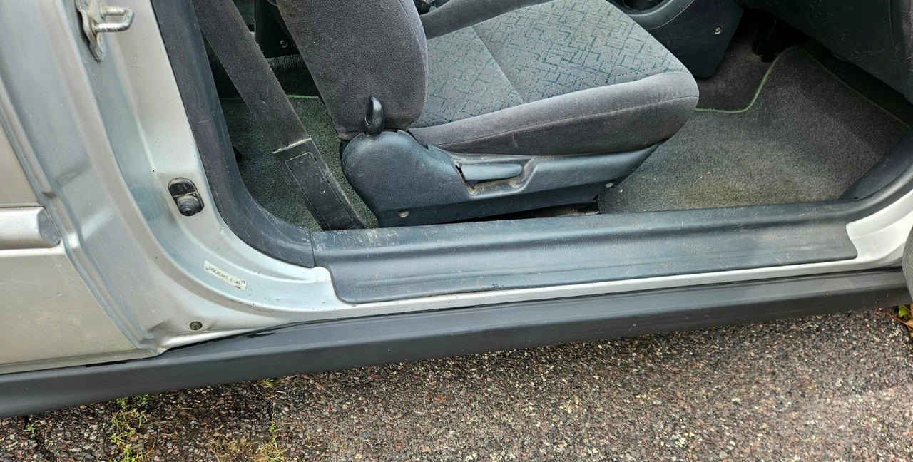2000 Honda EK Civic - Image 22 of 25