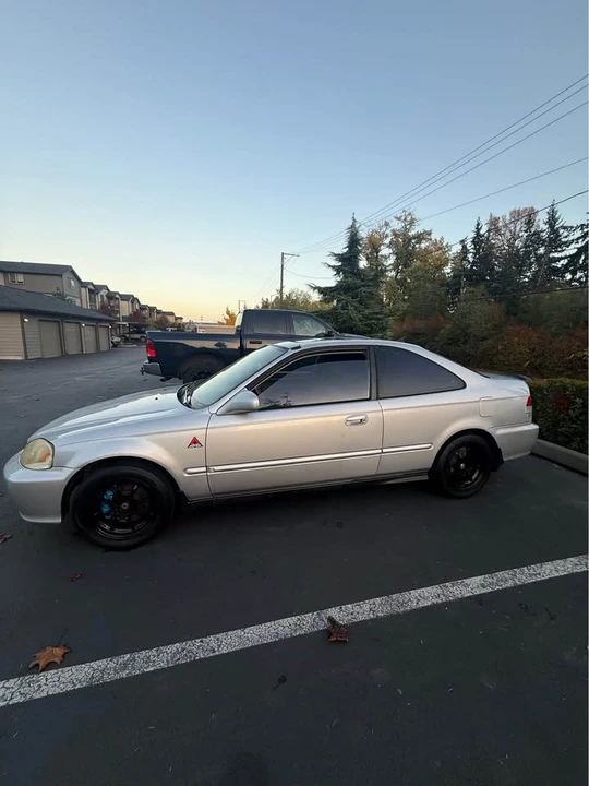 2000 Honda EK Civic - Image 2 of 11