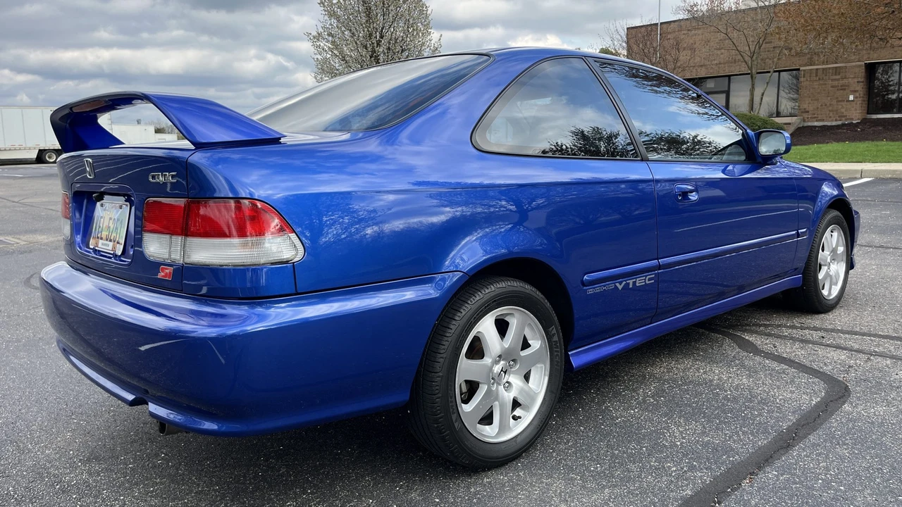 2000 Honda EM1 Civic Si - Image 16 of 31