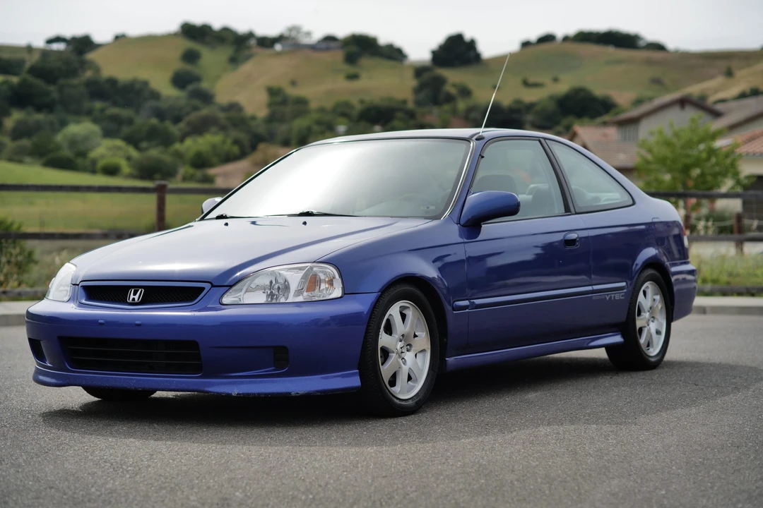 2000 Honda EM1 Civic Si - Image 2 of 31