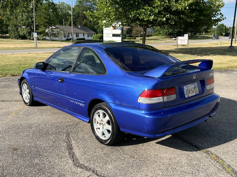 2000 Honda EM1 Civic Si - Image 8 of 31