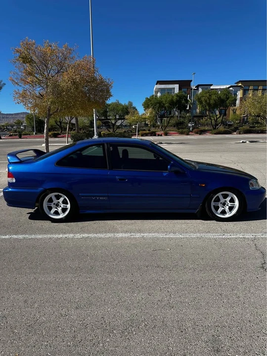 2000 Honda EM1 Civic Si - Image 2 of 10