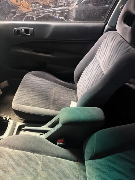 2000 Honda EM1 Civic Si - Image 12 of 13