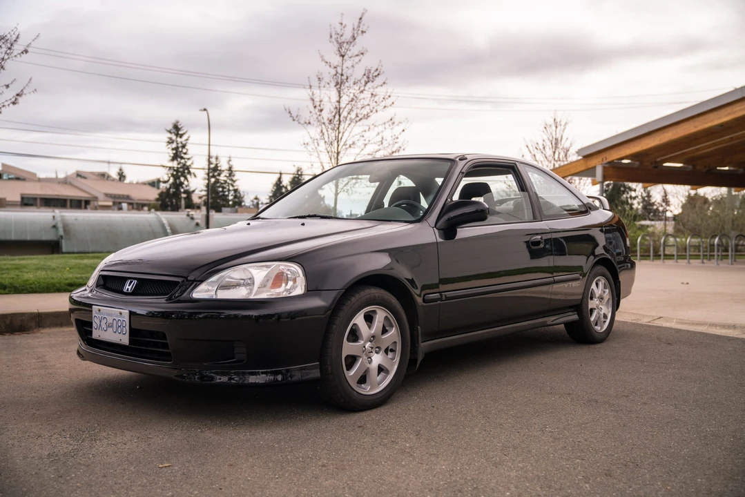 2000 Honda EM1 Civic Si - Image 2 of 31