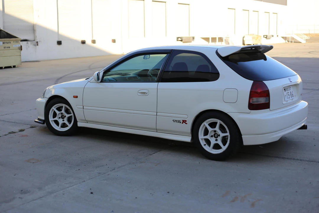 2000 Honda EK9 Civic Type R - Image 11 of 16