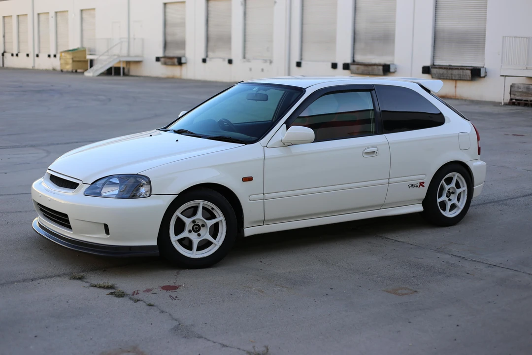 2000 Honda EK9 Civic Type R - Image 7 of 16