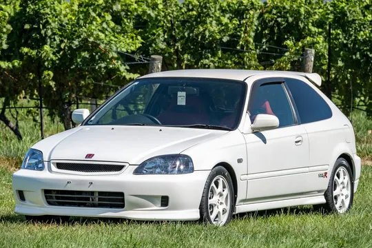 2000 Honda EK9 Civic Type R - Image 2 of 31