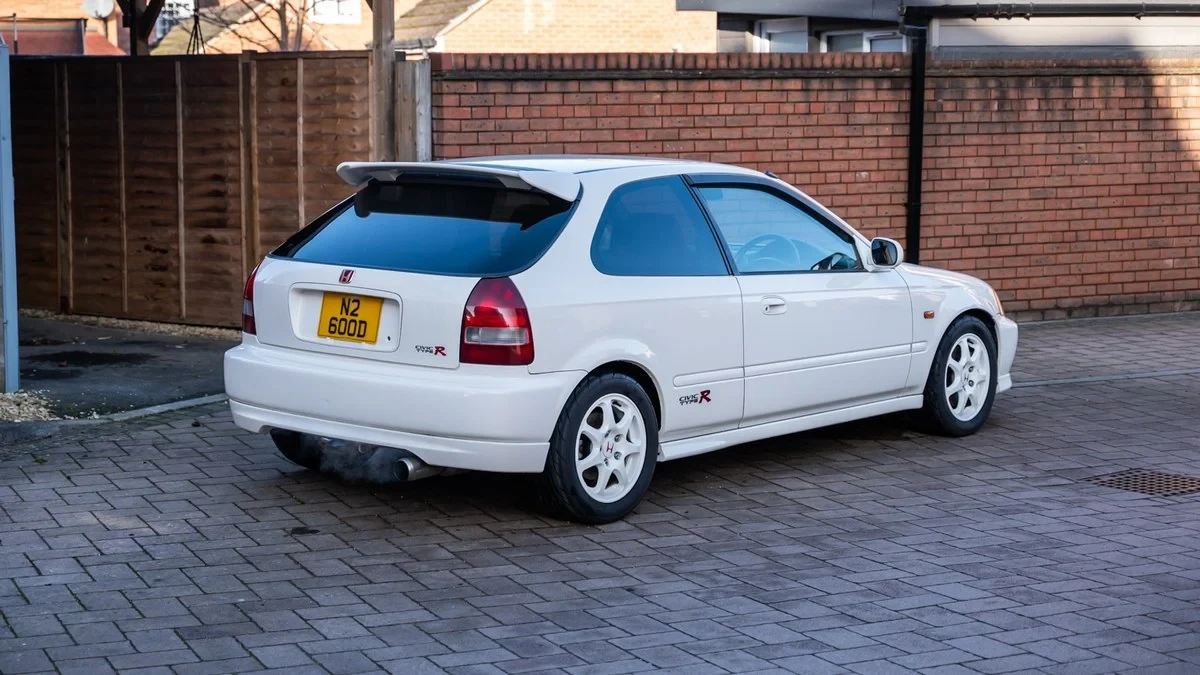 2000 Honda EK9 Civic Type R - Image 9 of 30