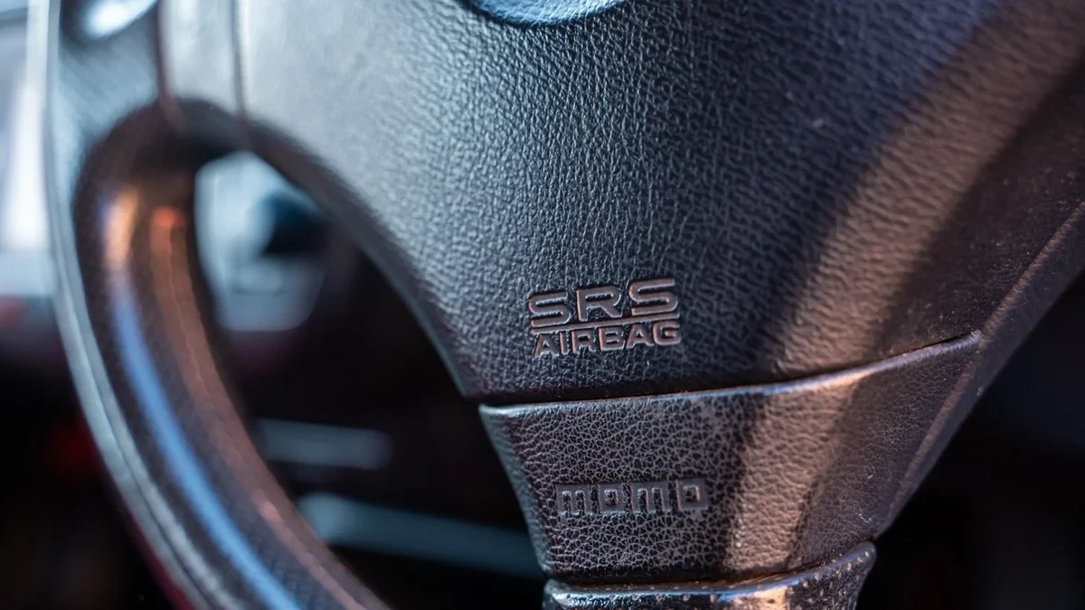 2000 Honda EK9 Civic Type R - Image 25 of 30