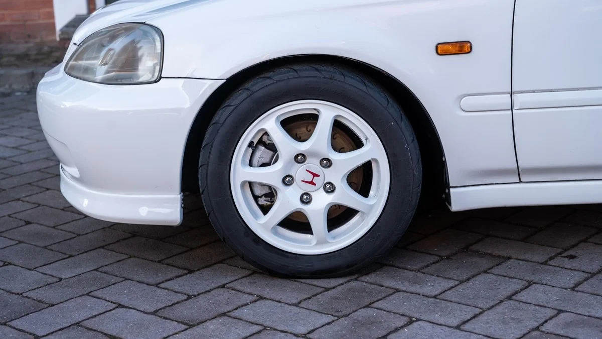 2000 Honda EK9 Civic Type R - Image 14 of 30