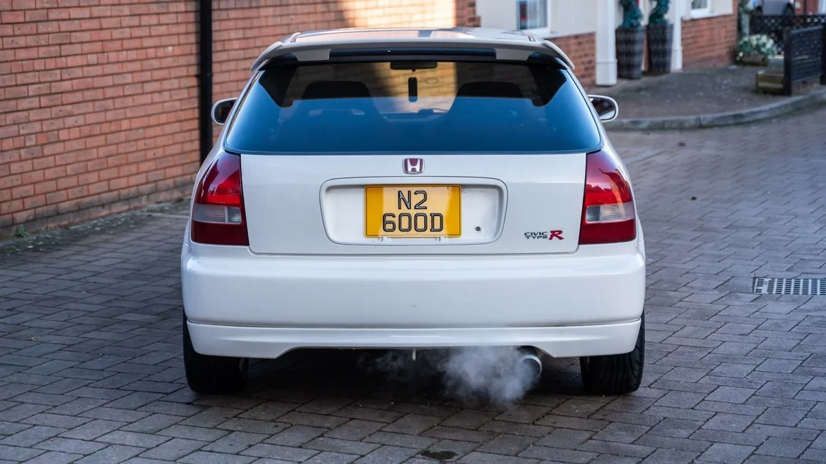 2000 Honda EK9 Civic Type R - Image 7 of 30