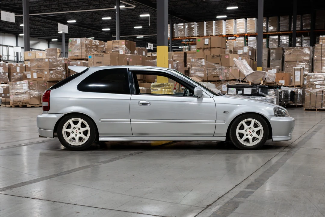 2000 Honda EK9 Civic Type R - Image 8 of 31