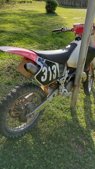 2000 Honda CR - Image 4 of 8