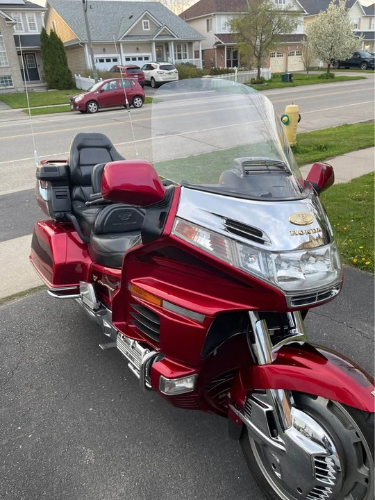 2000 Honda Gold Wing - Image 9 of 9