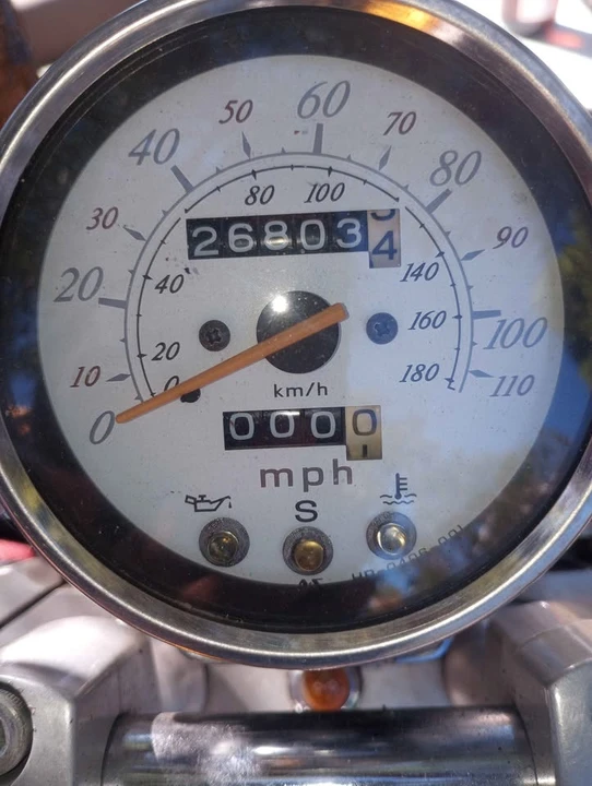 2000 Honda CB750 & CB750A - Image 7 of 13