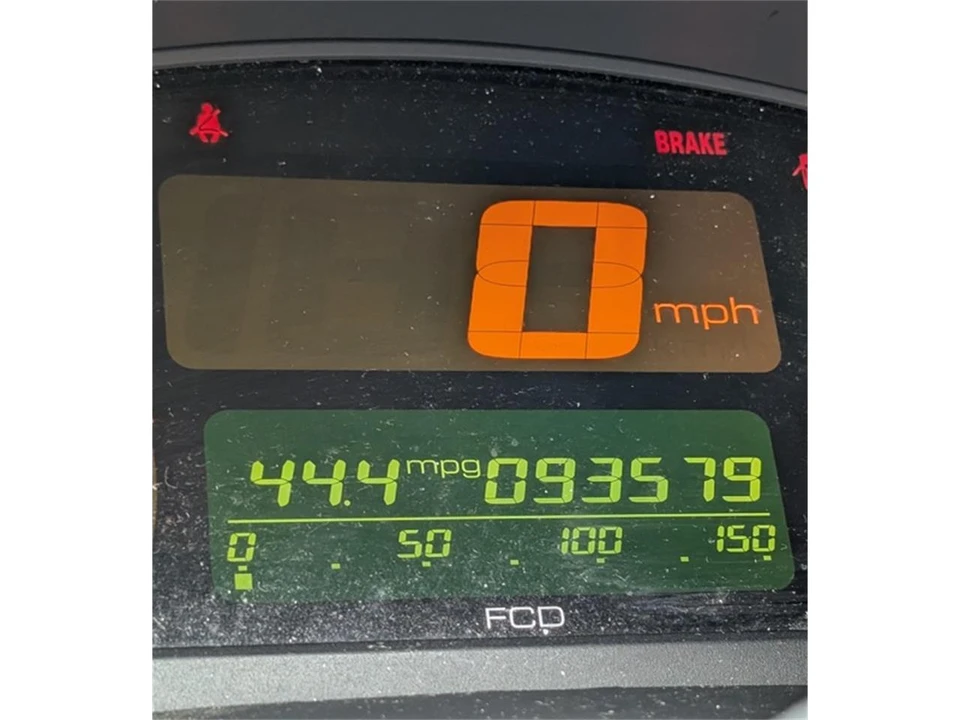 2000 Honda Insight 1st Gen - Image 9 of 11