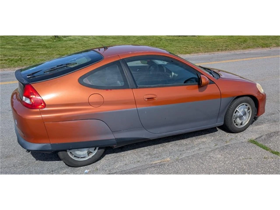 2000 Honda Insight 1st Gen - Image 2 of 11