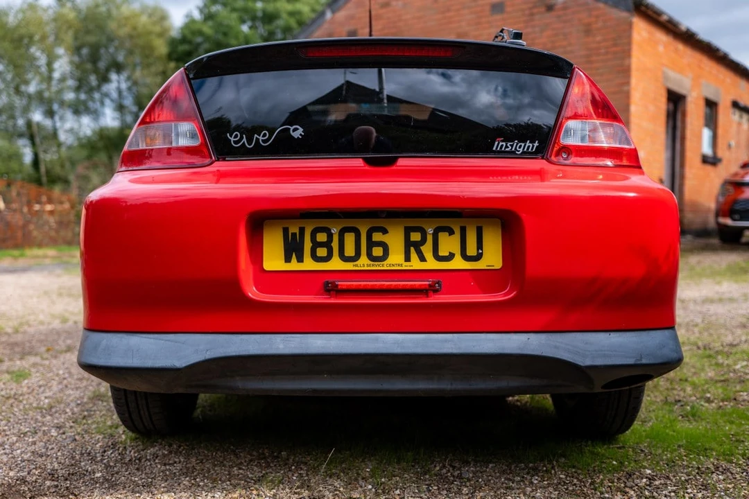 2000 Honda Insight 1st Gen - Image 25 of 30