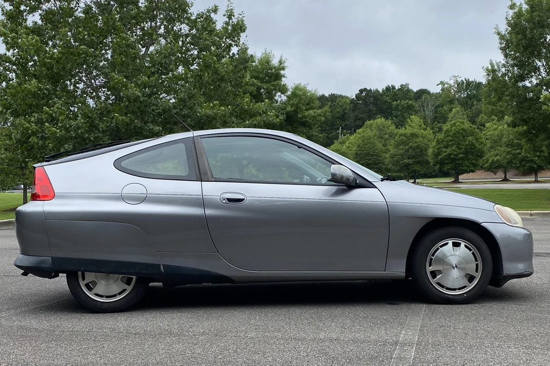 2000 Honda Insight 1st Gen - Image 3 of 31