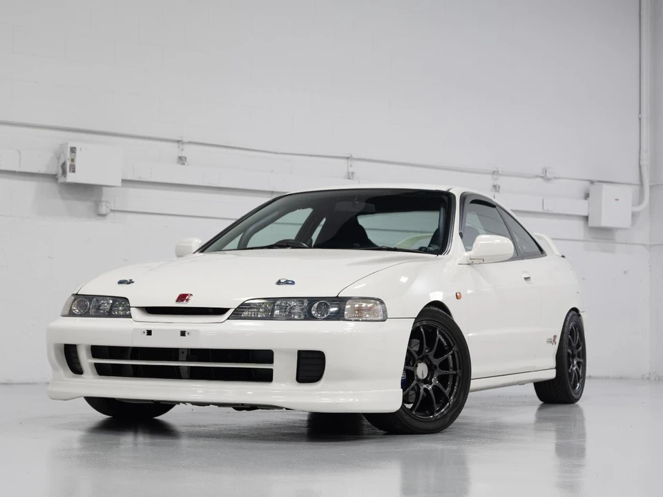 2000 Acura Integra Type R 3rd Gen - Image 2 of 21