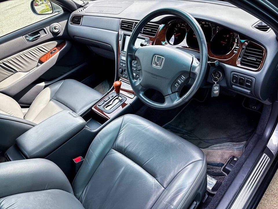 2000 Acura Legend - Image 18 of 21