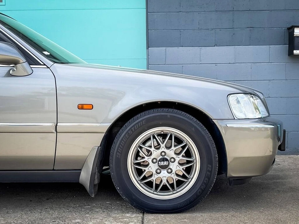 2000 Acura Legend - Image 13 of 21