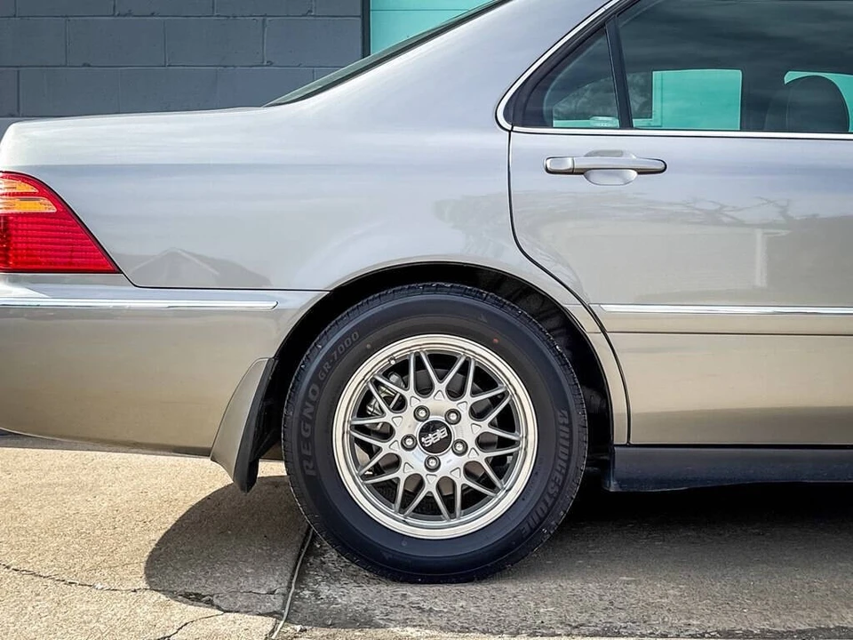 2000 Acura Legend - Image 12 of 21